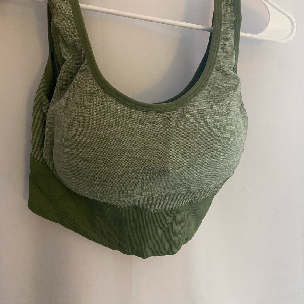Sports bra - Picture 2 of 2